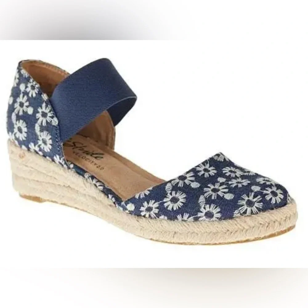 Life Stride Velocity 2.0 Denim Floral Espadrille Wedges Blue/White 9.5 NWT